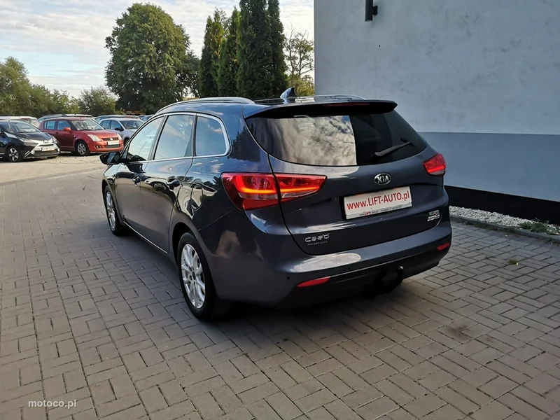 Kia Cee'd 8