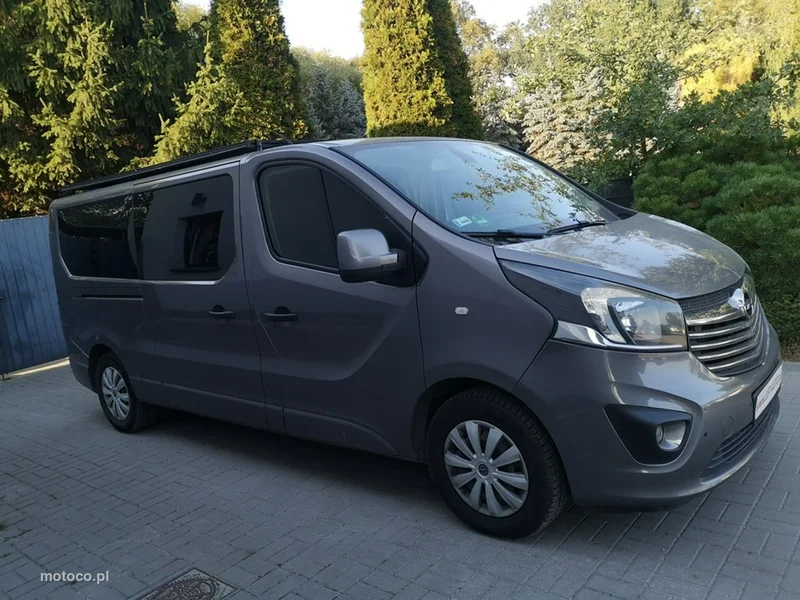 Opel Vivaro 4