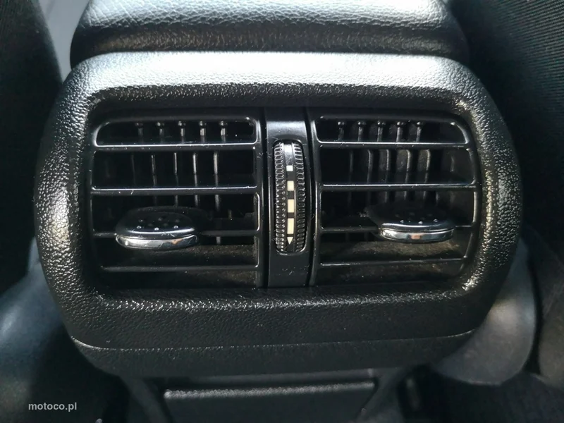 Mercedes-Benz Klasa C W203 C 180 18