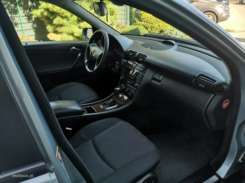 Mercedes-Benz Klasa C W203 C 180 20