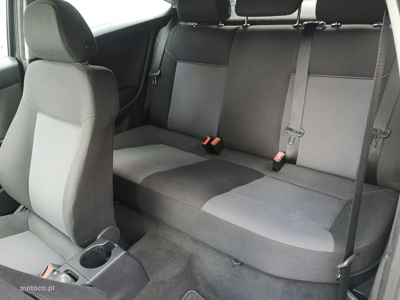 Opel Astra H 15