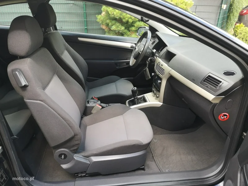 Opel Astra H 17