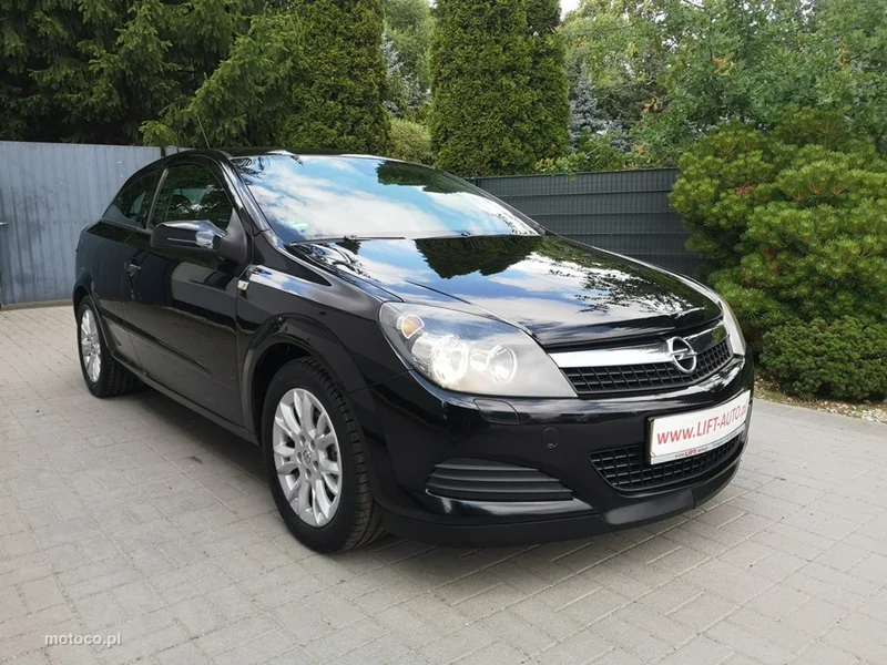 Opel Astra H 3