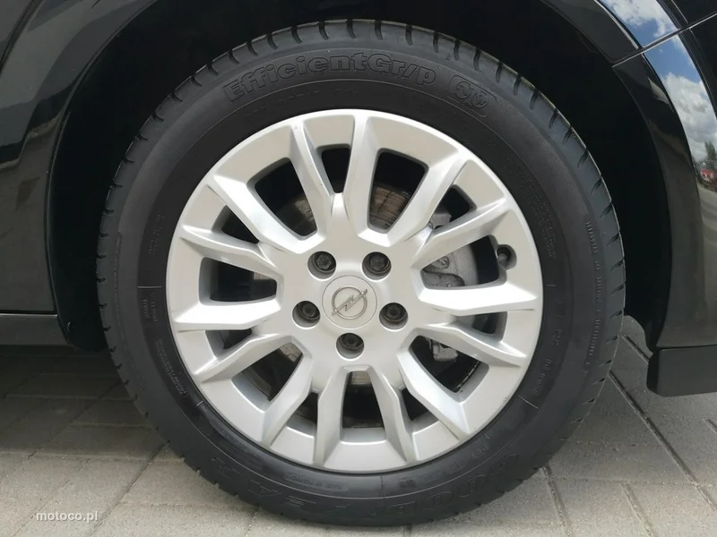 Opel Astra H 21