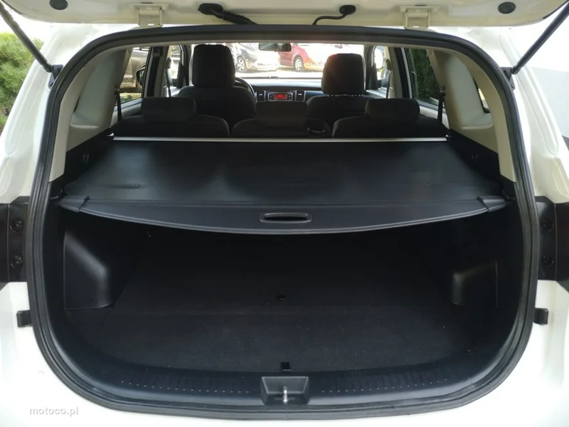 Kia Carens 21