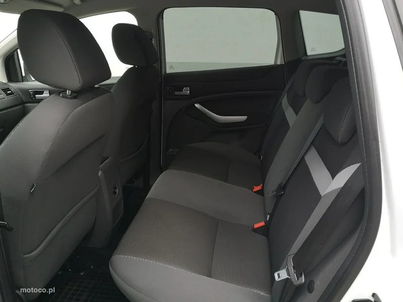 Ford Kuga I 17
