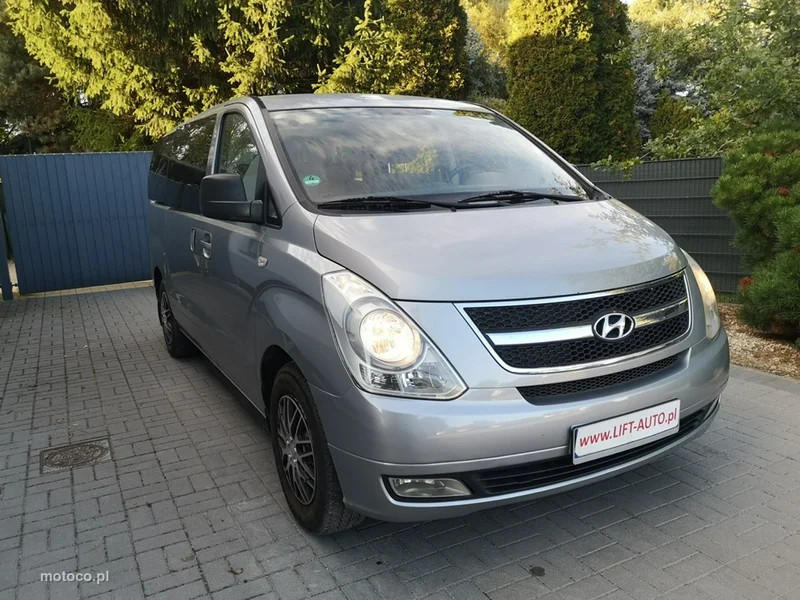 Hyundai H-1 3