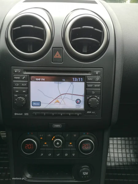 Nissan Qashqai+2 12