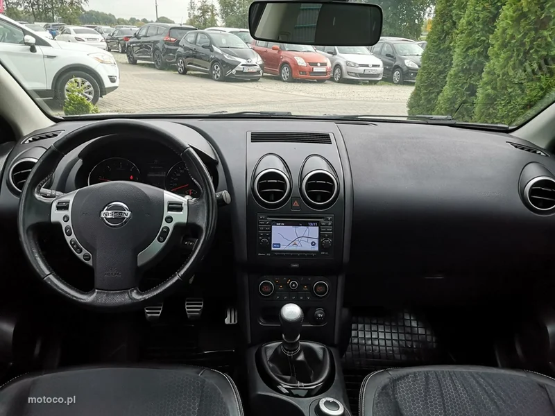 Nissan Qashqai+2 13