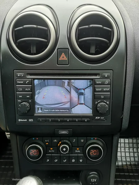 Nissan Qashqai+2 15
