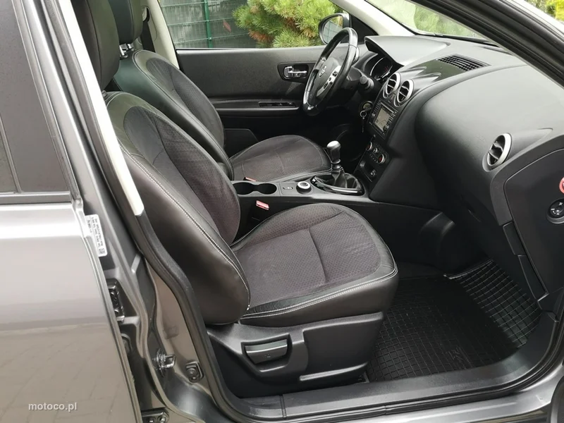 Nissan Qashqai+2 22