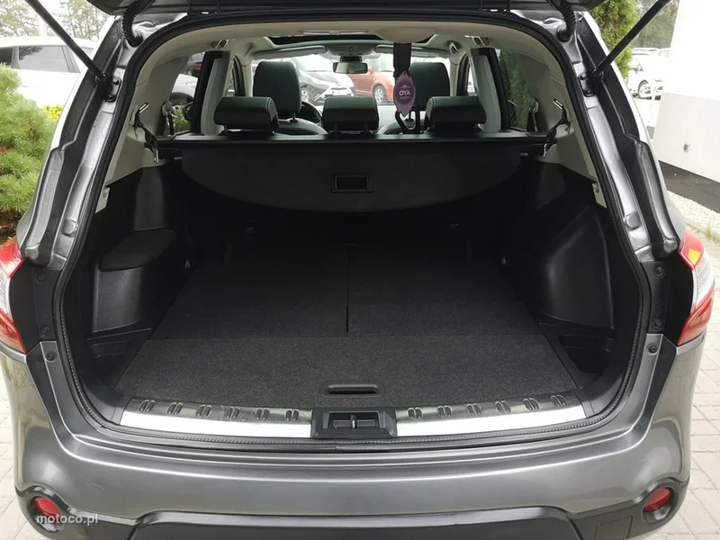 Nissan Qashqai+2 23