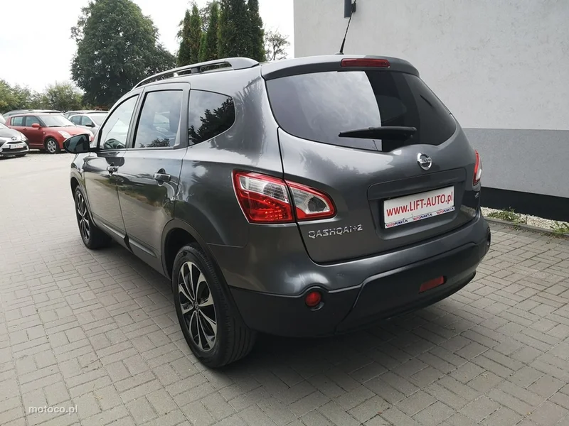 Nissan Qashqai+2 7