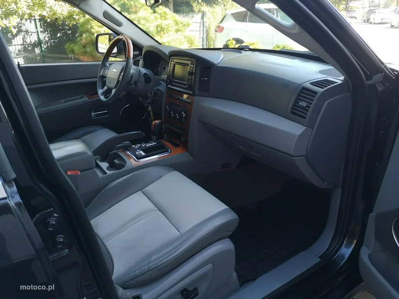 Jeep Grand Cherokee 20