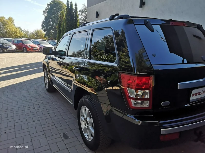 Jeep Grand Cherokee 9