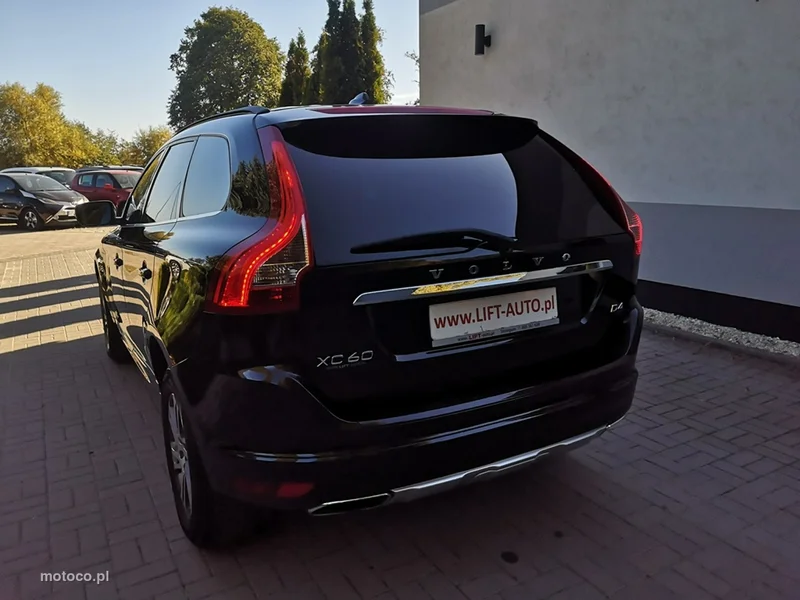 Volvo XC 60 8