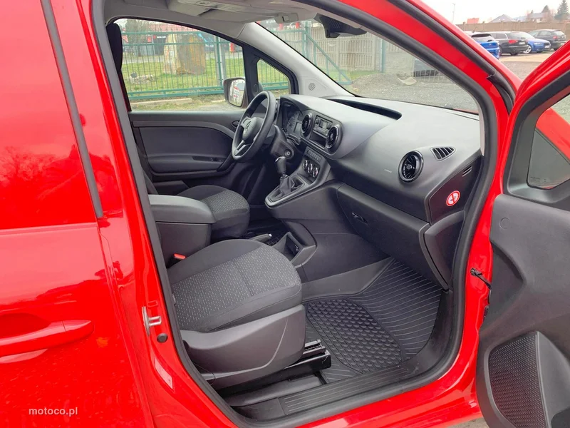 Mercedes-Benz Citan 8