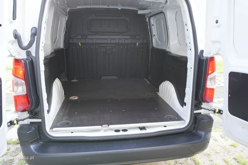 Toyota Proace City 6