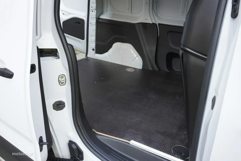 Toyota Proace City 8
