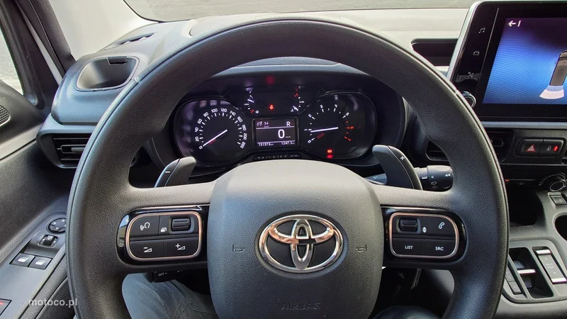 Toyota Proace City 11