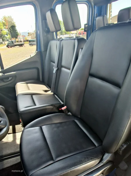 Mercedes-Benz Sprinter 10