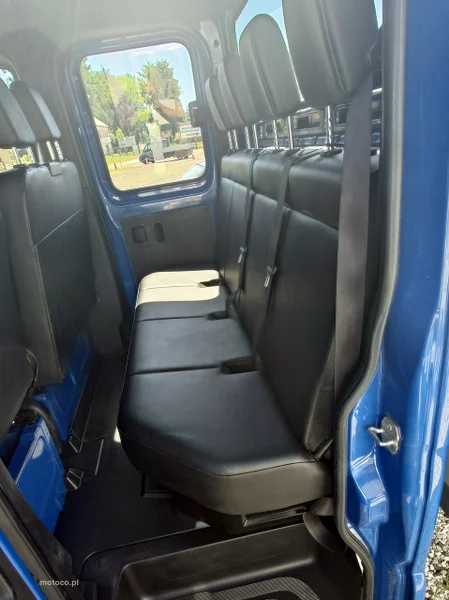 Mercedes-Benz Sprinter 12