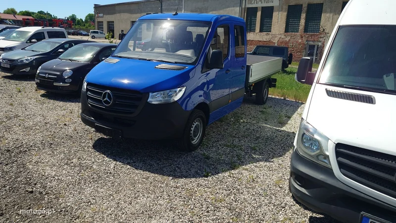 Mercedes-Benz Sprinter 16