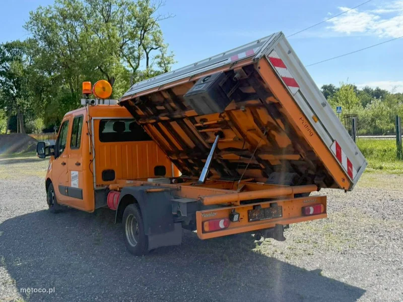 Renault Master 9