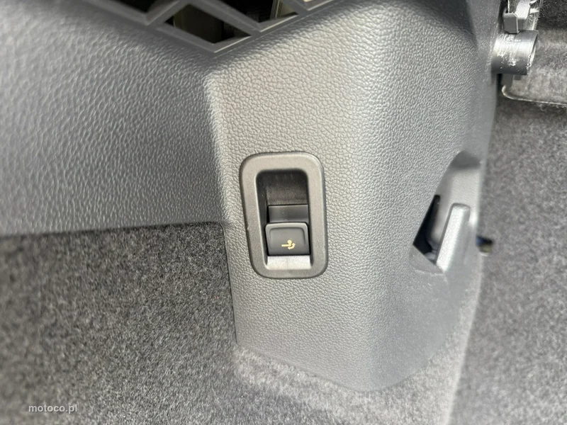 Volkswagen Golf VIII 16