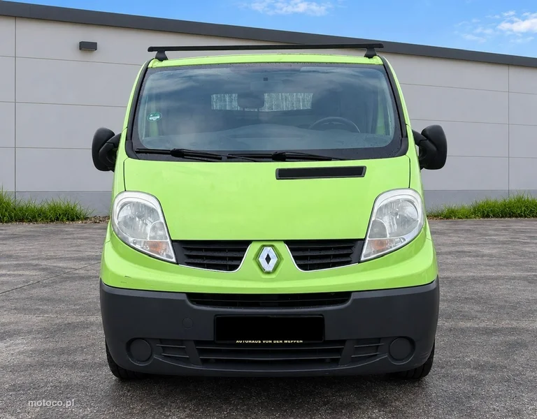 Renault Trafic 12