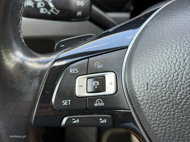 Volkswagen Touran 5T 25