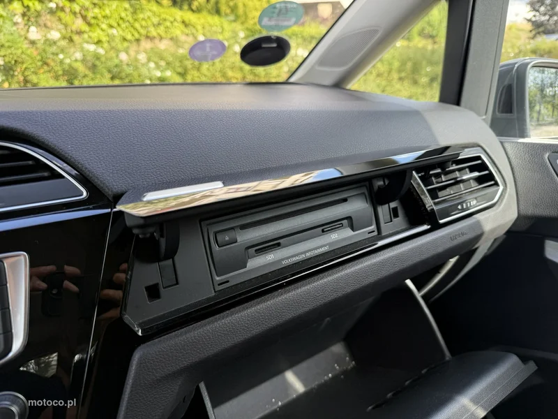 Volkswagen Touran 5T 27