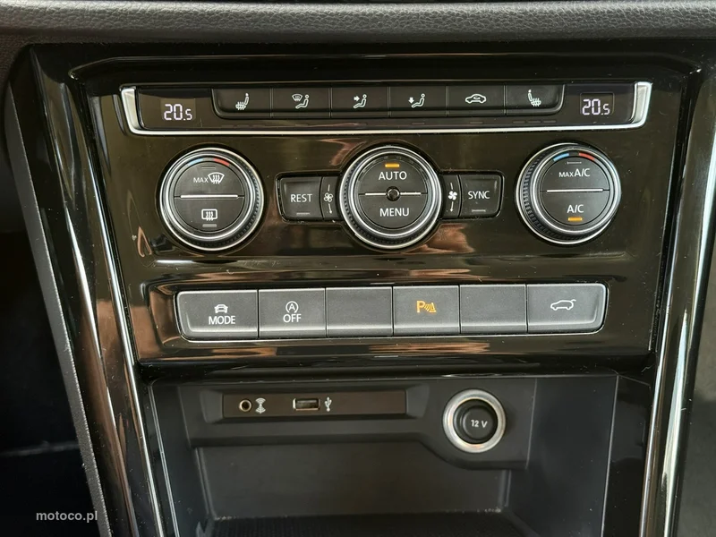 Volkswagen Touran 5T 30