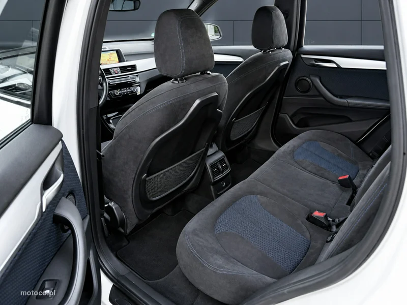 BMW X1 F48 19