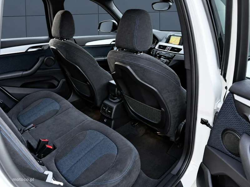 BMW X1 F48 9