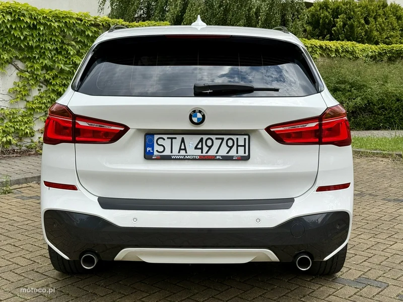 BMW X1 F48 16