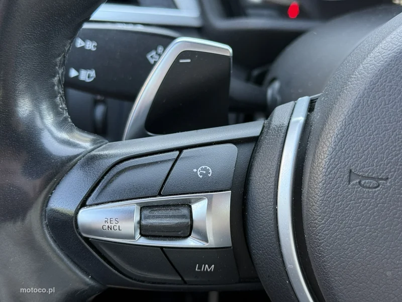 BMW X1 F48 26