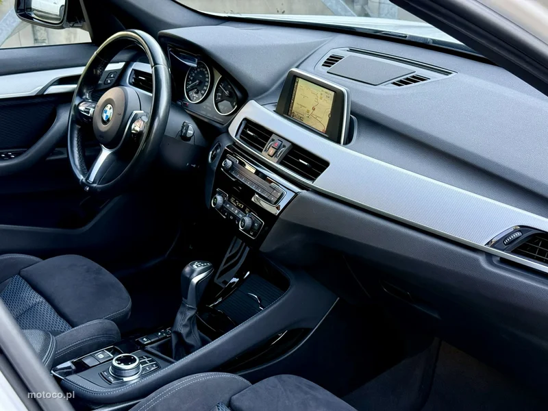 BMW X1 F48 7