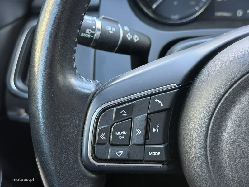 Jaguar E-Pace 23