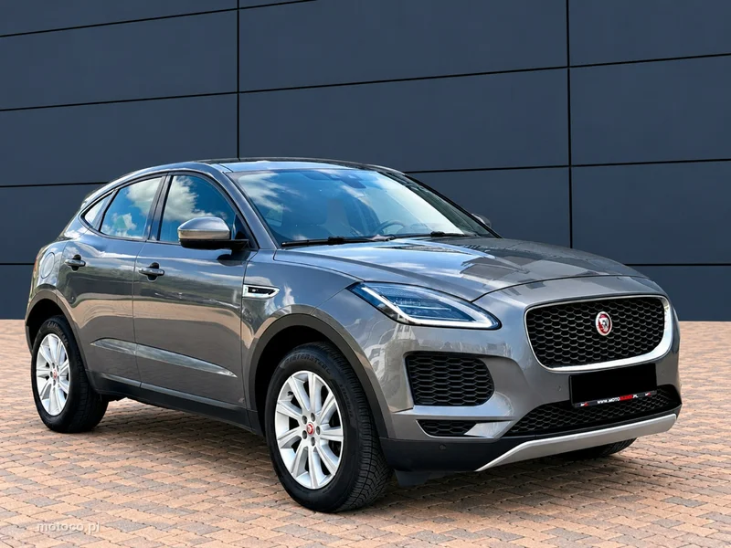 Jaguar E-Pace 4