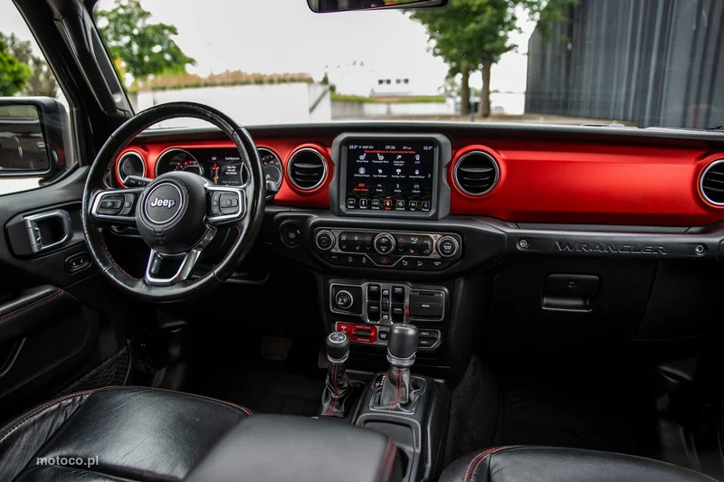 Jeep Wrangler 6