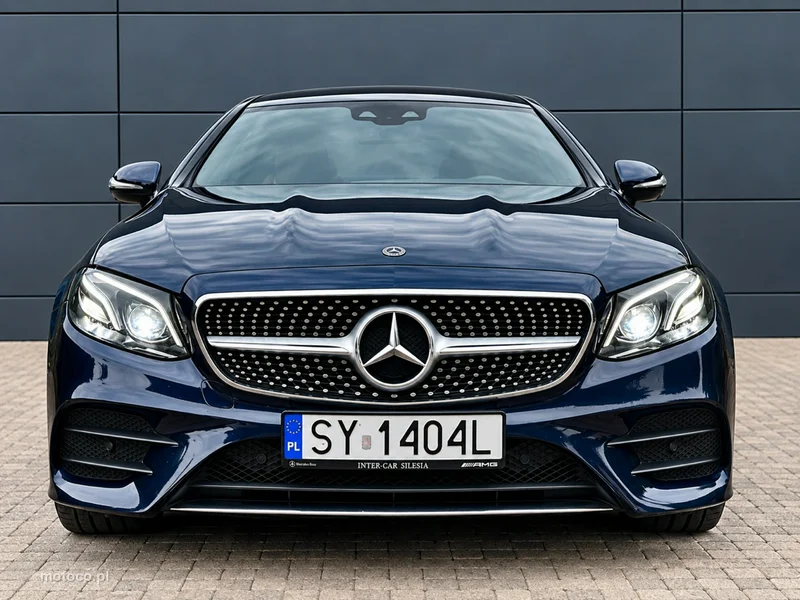 Mercedes-Benz Klasa E W213 E 220 11