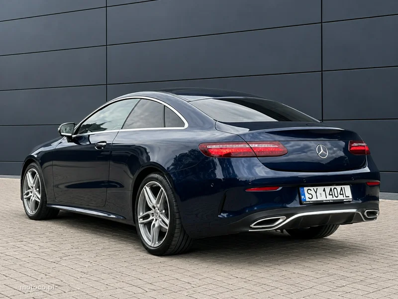 Mercedes-Benz Klasa E W213 E 220 29