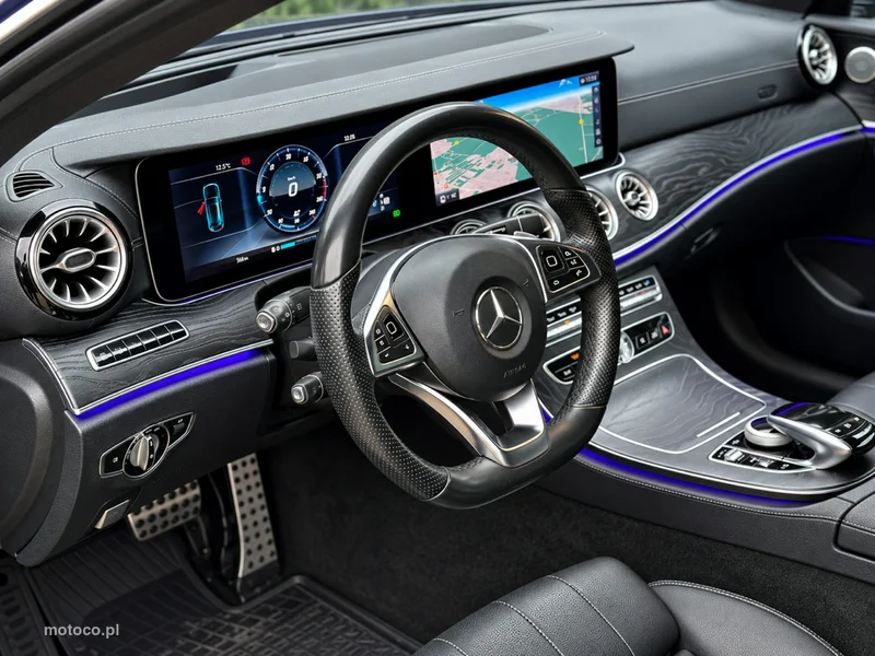 Mercedes-Benz Klasa E W213 E 220 6