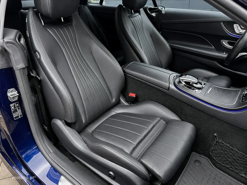 Mercedes-Benz Klasa E W213 E 220 8