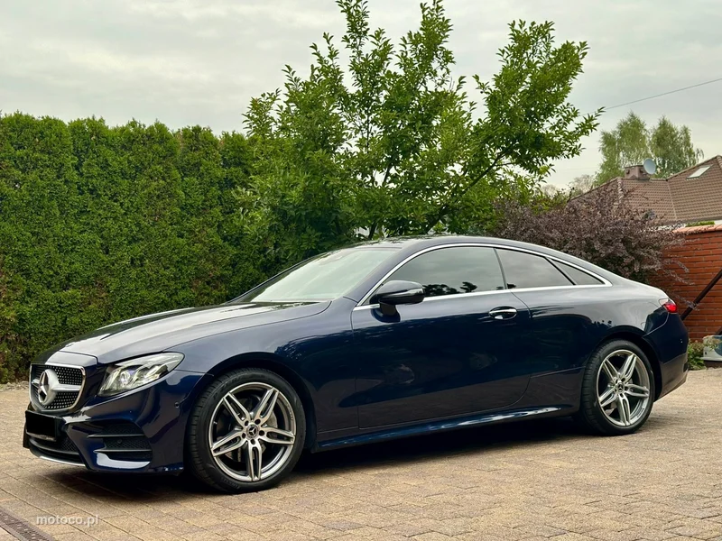 Mercedes-Benz Klasa E W213 E 220 26