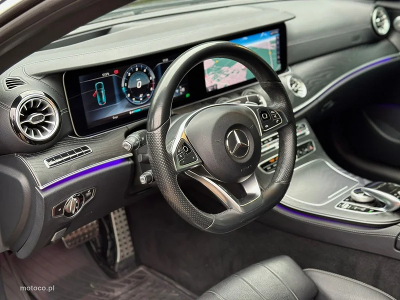 Mercedes-Benz Klasa E W213 E 220 6