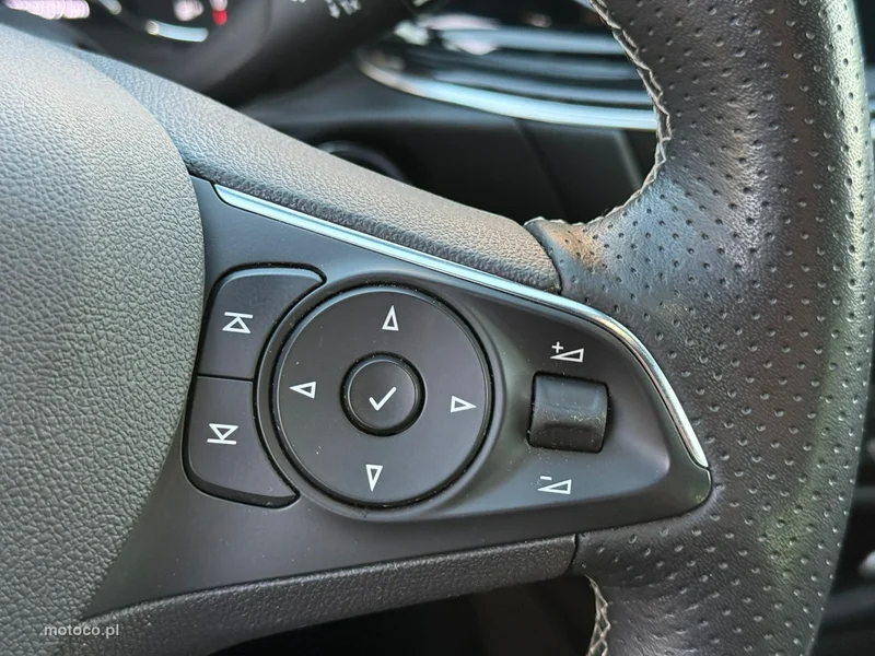 Opel Insignia B 9