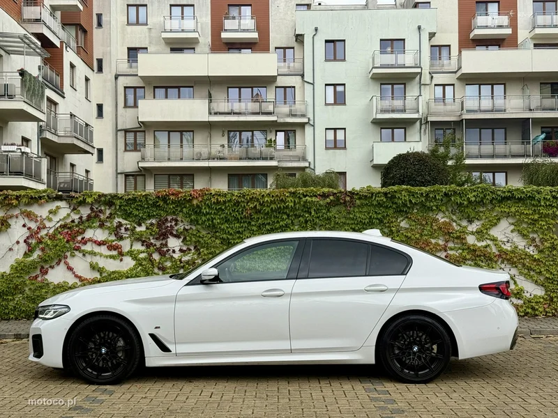 BMW Seria 5 G30 530 11