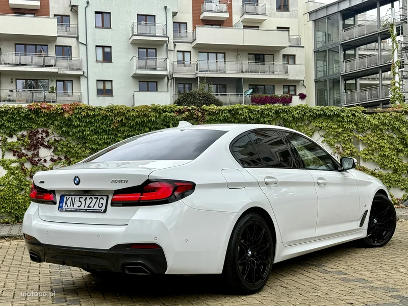 BMW Seria 5 G30 530 36